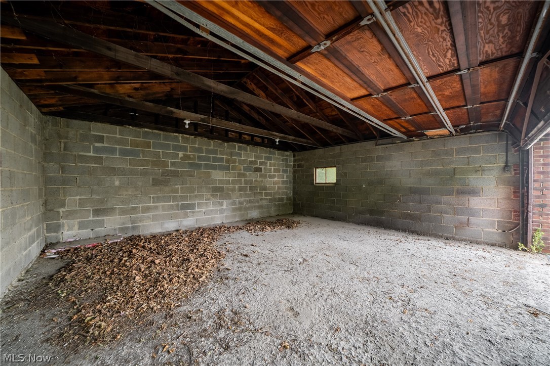 2250 E 86th Street Cleveland OH 44106
