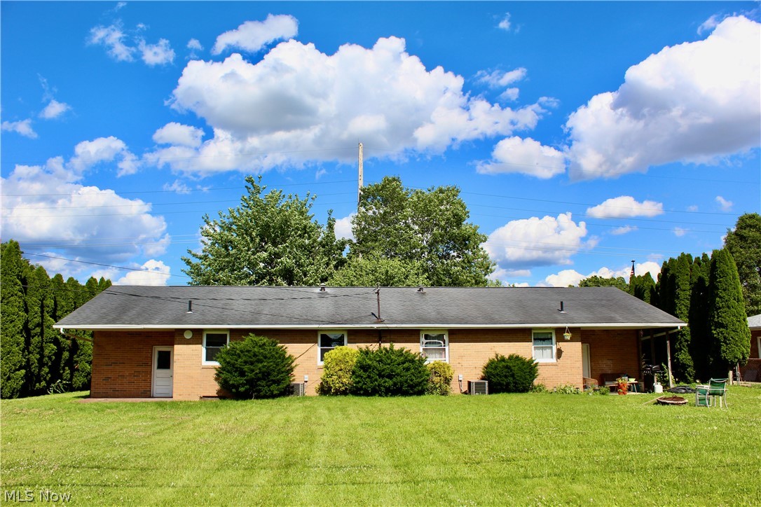 1645 California Avenue Louisville OH 44641