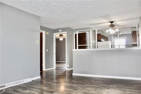 1645 California Avenue Louisville OH 44641