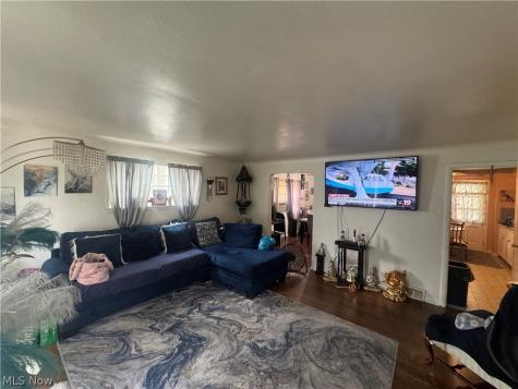 747 Babbitt Road Euclid OH 44123