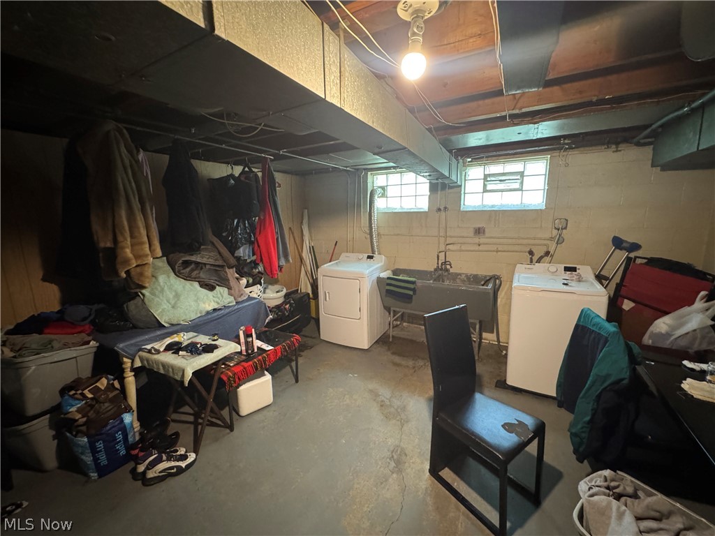 747 Babbitt Road Euclid OH 44123
