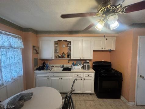 747 Babbitt Road Euclid OH 44123