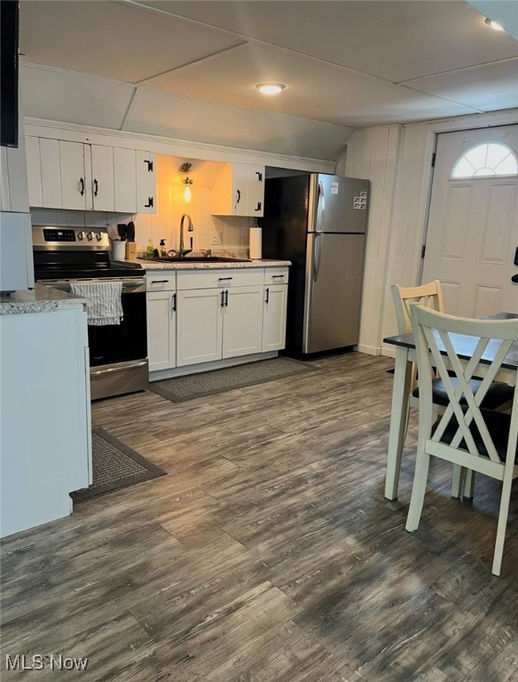 4772 Lake Road E Geneva OH 44041