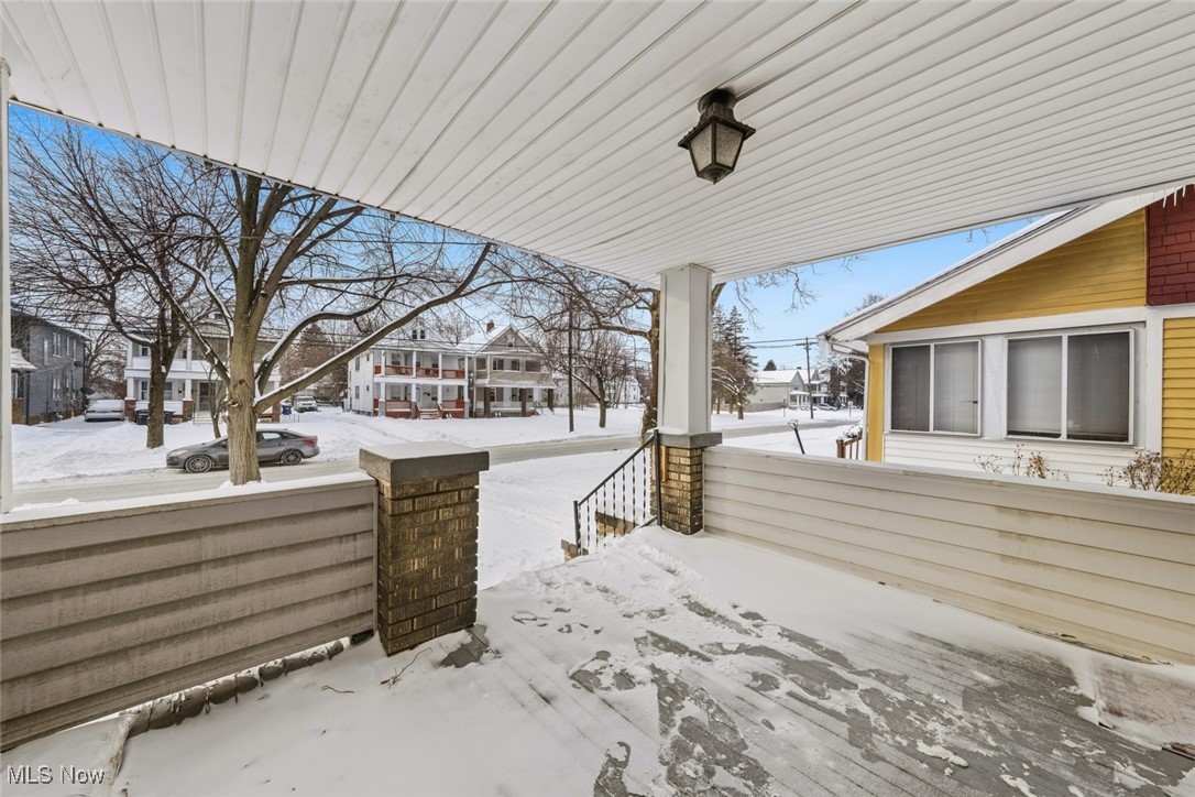 14401 Westropp Avenue Cleveland OH 44110