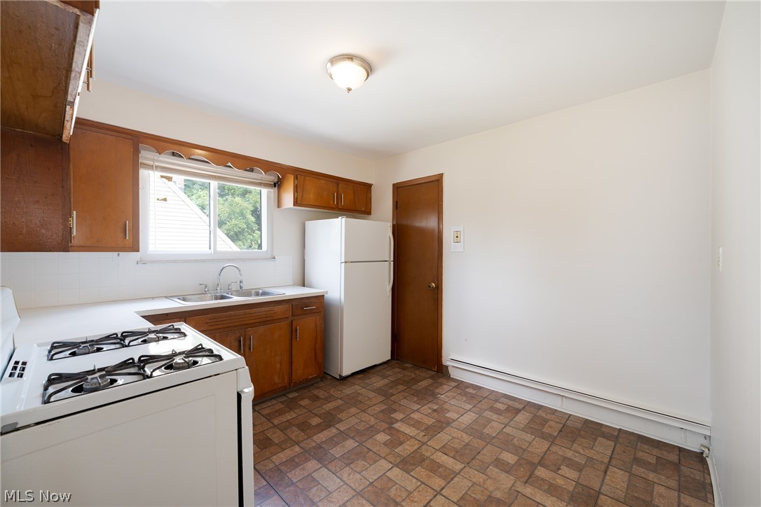 14405 Hale Avenue Cleveland OH 44110