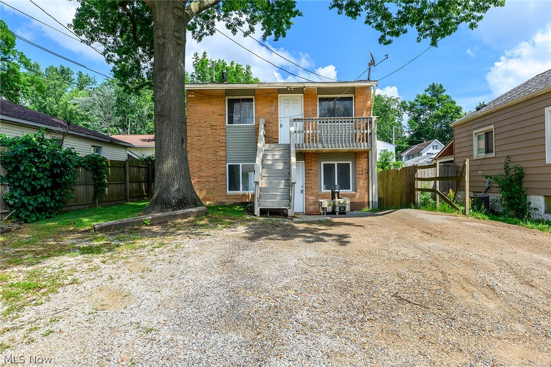 2045-2047 20th Street SW Akron OH 44314