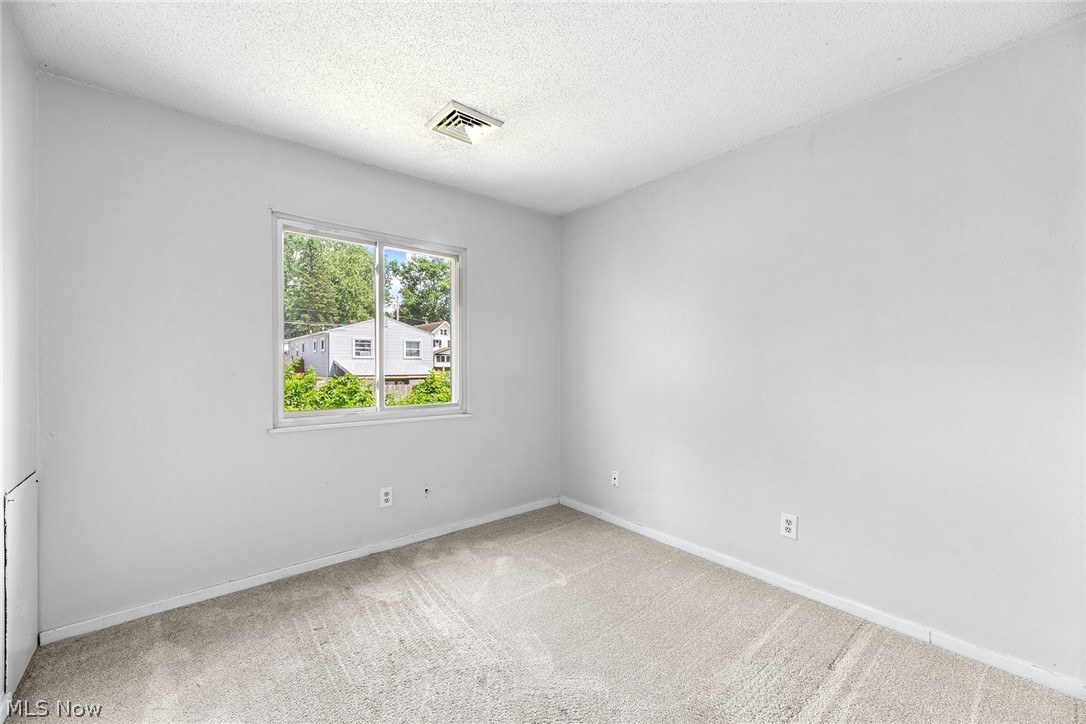 2045-2047 20th Street SW Akron OH 44314