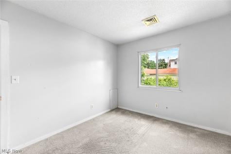 2045-2047 20th Street SW Akron OH 44314