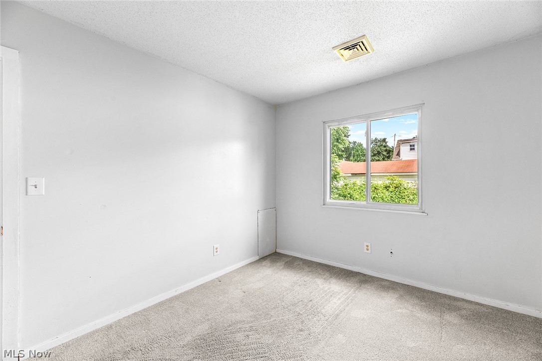 2045-2047 20th Street SW Akron OH 44314