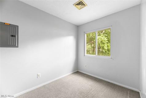 2045-2047 20th Street SW Akron OH 44314