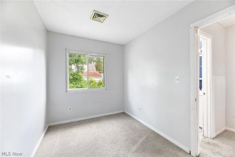 2045-2047 20th Street SW Akron OH 44314