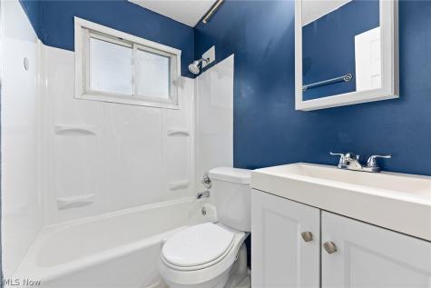 2045-2047 20th Street SW Akron OH 44314
