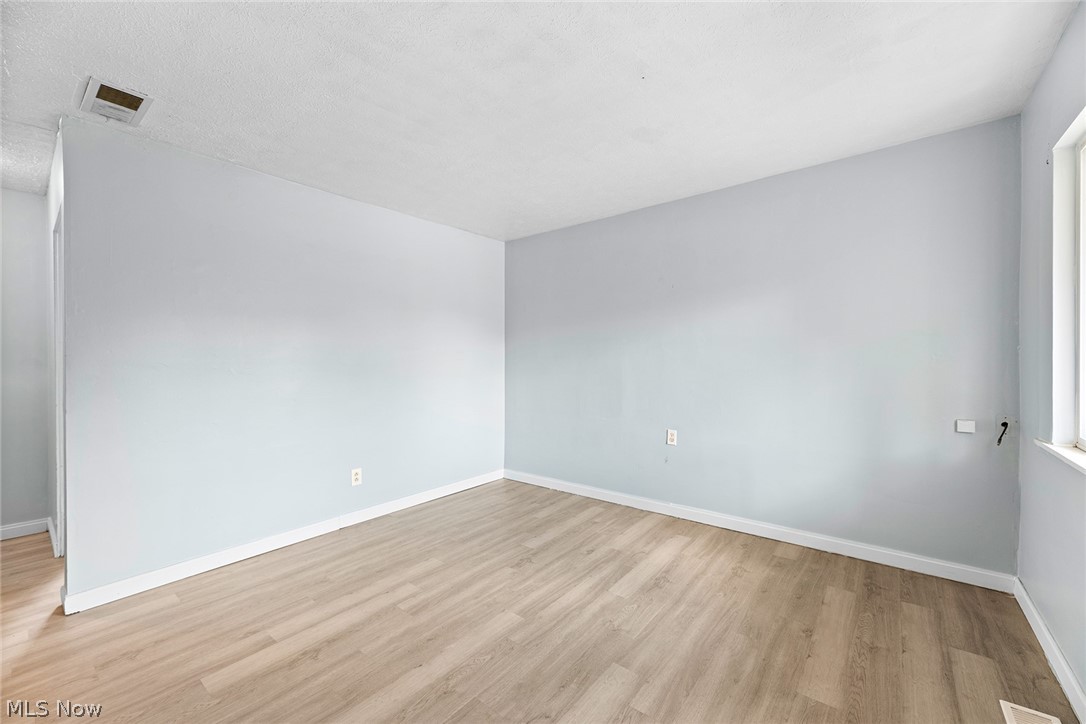2045-2047 20th Street SW Akron OH 44314