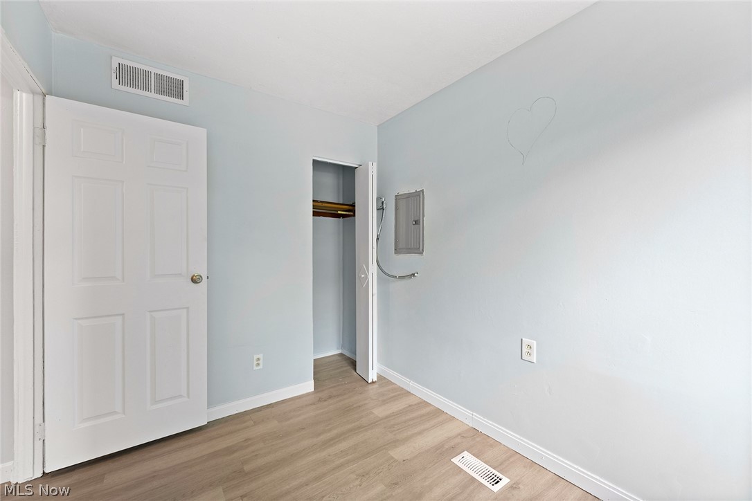 2045-2047 20th Street SW Akron OH 44314