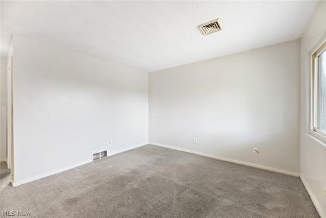2045-2047 20th Street SW Akron OH 44314