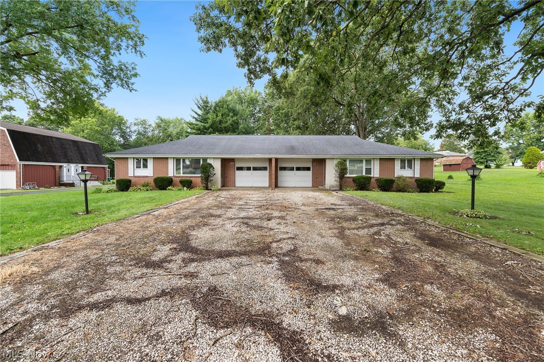 4325 Birchwood Avenue Louisville OH 44641