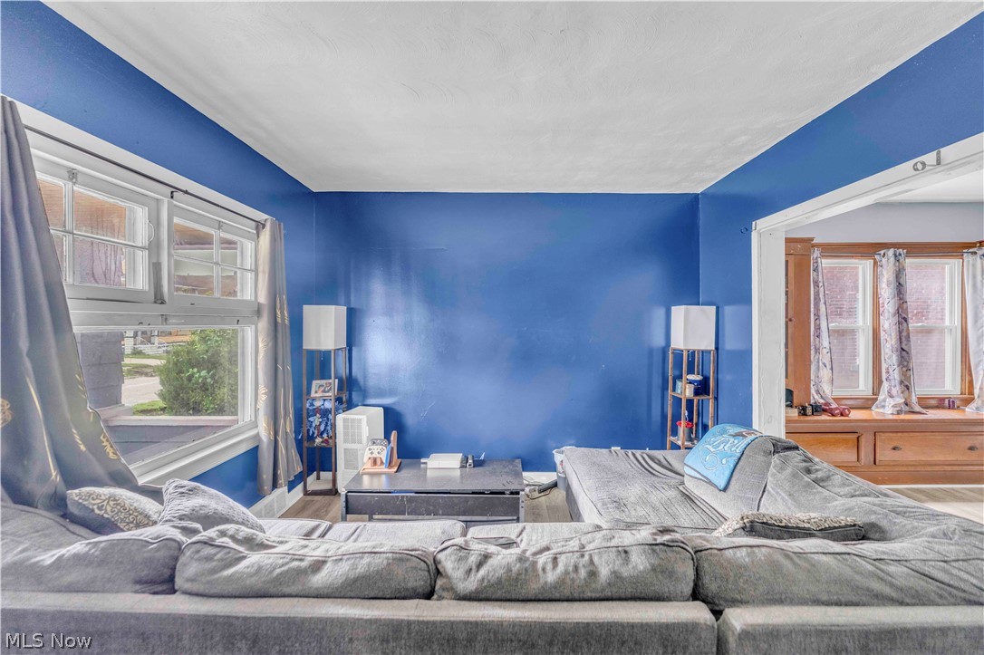 4304 Beta Avenue Newburgh Heights OH 44105