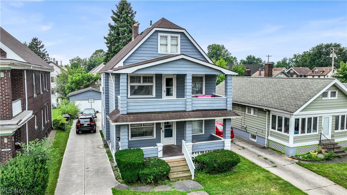 4304 Beta Avenue Newburgh Heights OH 44105