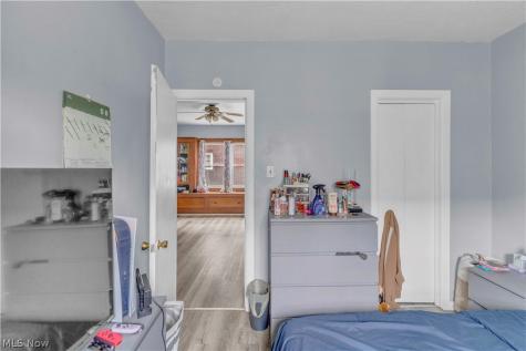 4304 Beta Avenue Newburgh Heights OH 44105