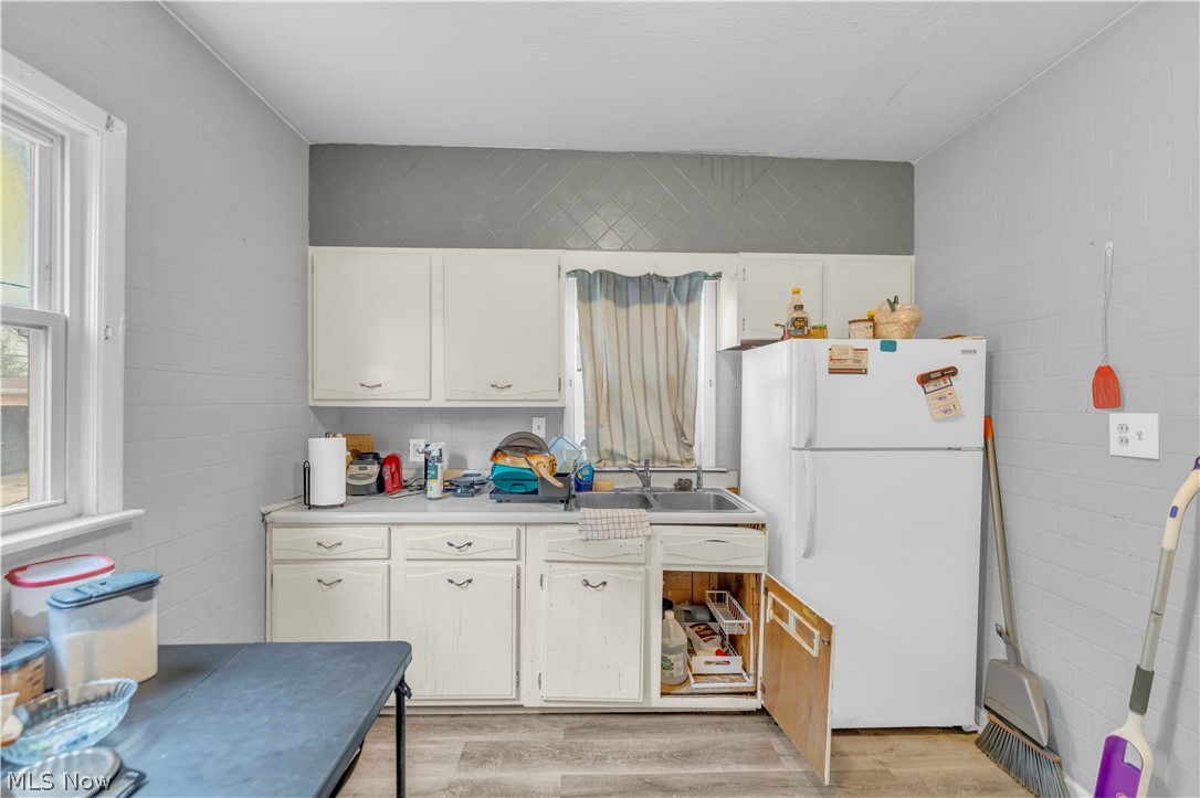 4304 Beta Avenue Newburgh Heights OH 44105
