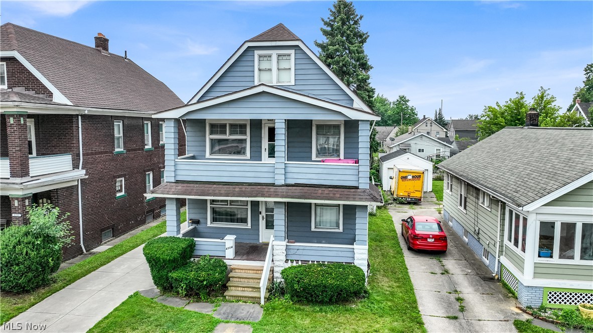 4304 Beta Avenue Newburgh Heights OH 44105
