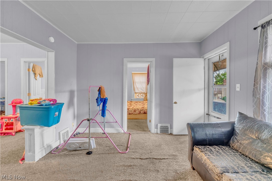 4304 Beta Avenue Newburgh Heights OH 44105