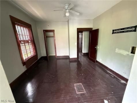 1605 Ford Avenue Youngstown OH 44504
