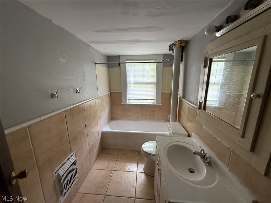 1605 Ford Avenue Youngstown OH 44504