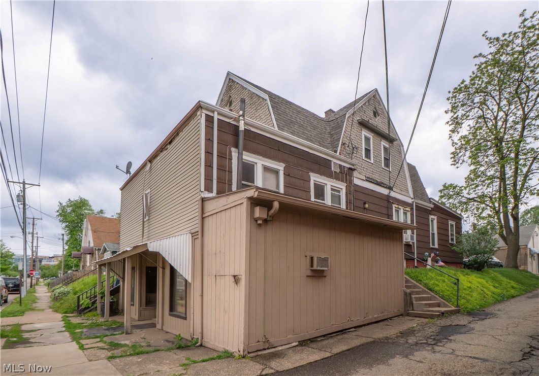 2221 6th Street SW Canton OH 44706
