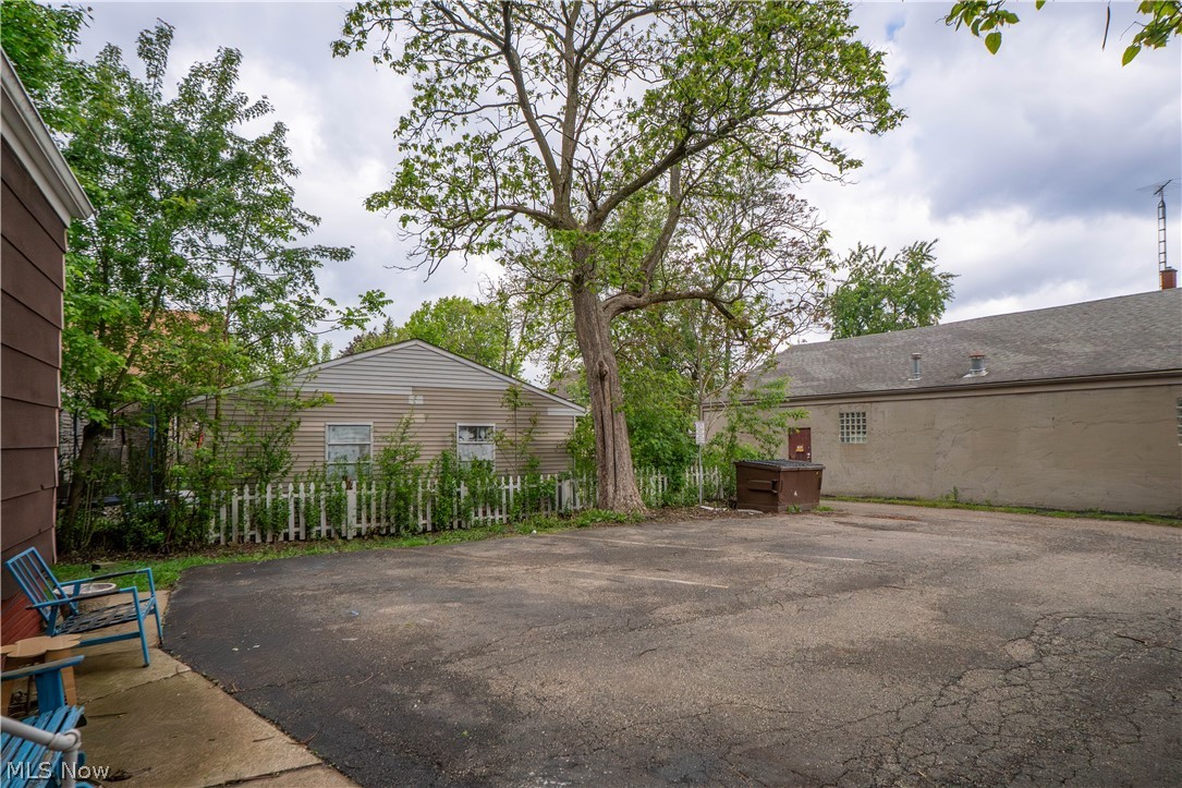 2221 6th Street SW Canton OH 44706