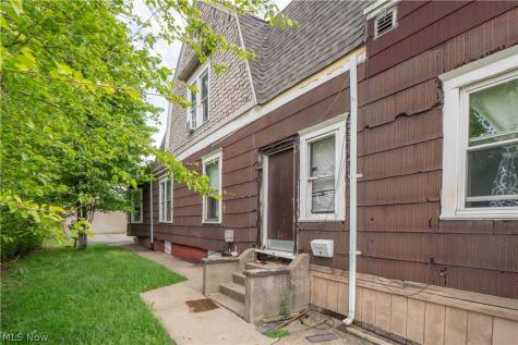 2221 6th Street SW Canton OH 44706