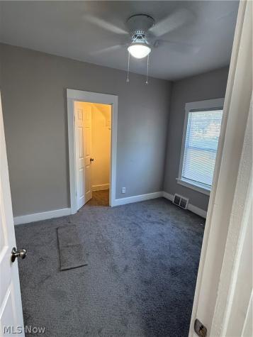 11824 Honeydale Avenue Cleveland OH 44120