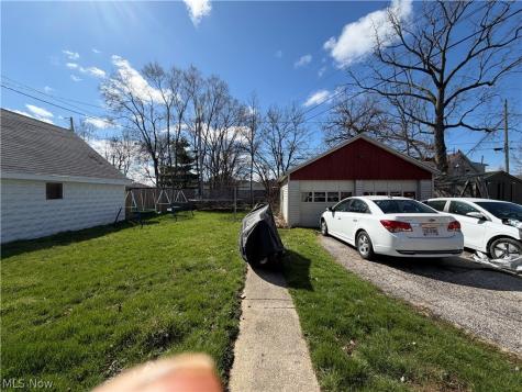 2228 E 30th Street Lorain OH 44055