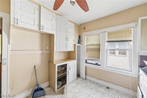 3526 E 146th Street Cleveland OH 44120