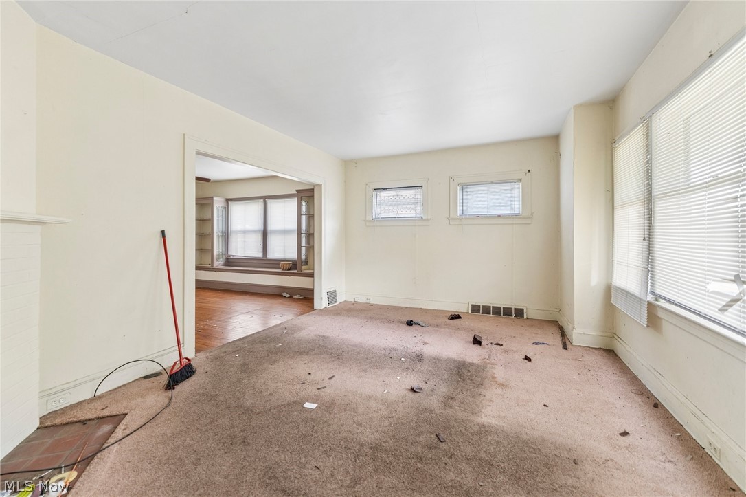 3526 E 146th Street Cleveland OH 44120
