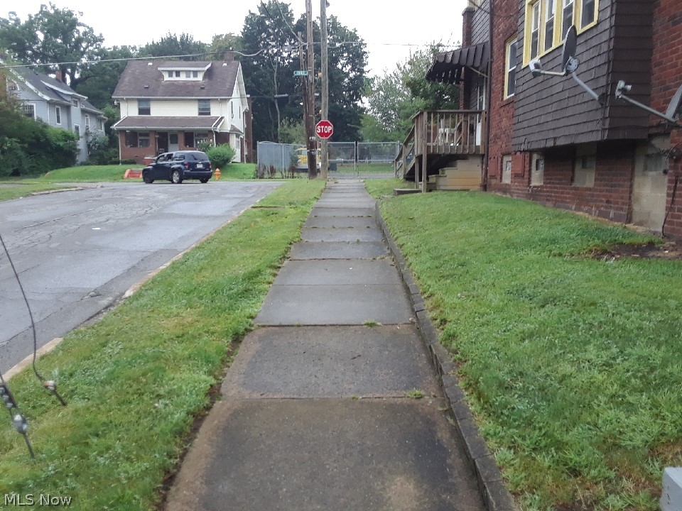 1701 Ohio Avenue Youngstown OH 44504