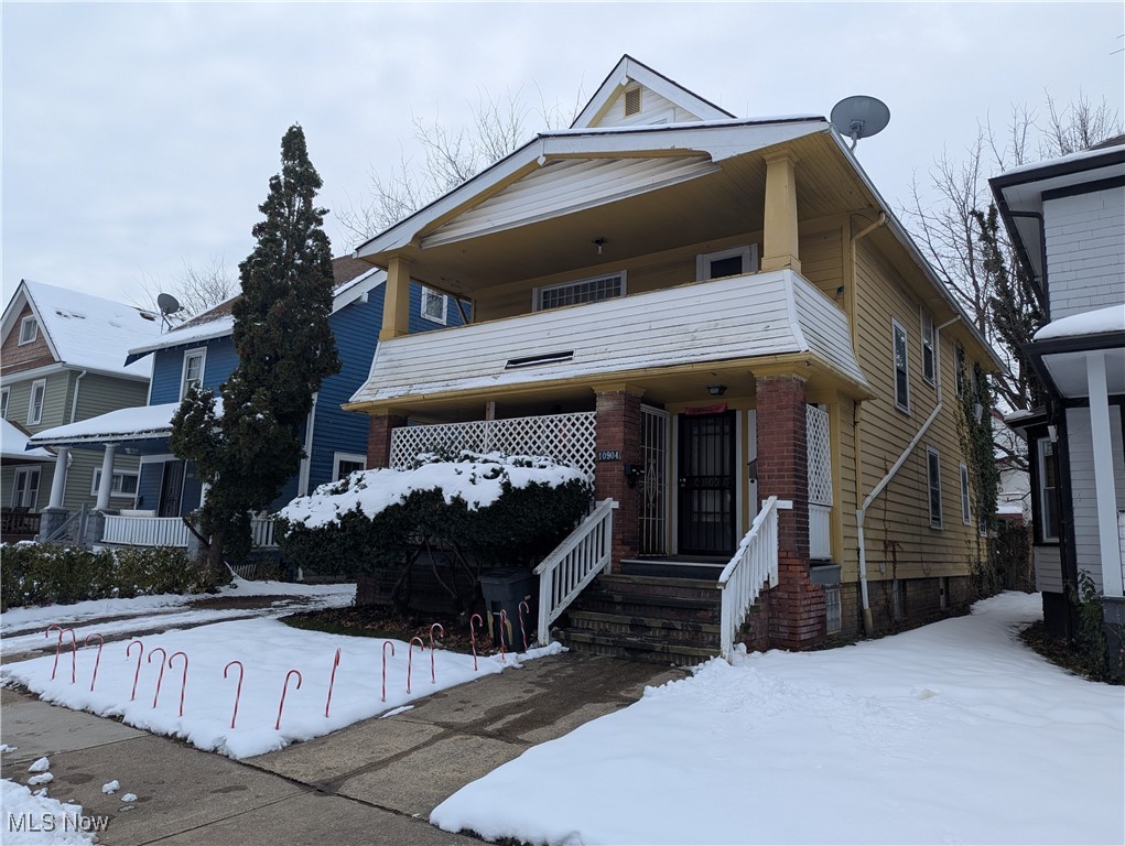 10904 Mount Overlook Cleveland OH 44104