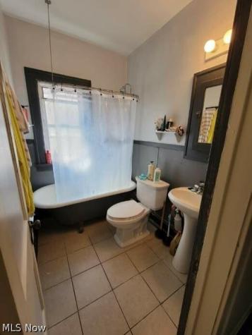 4392 W 47th Street Cleveland OH 44144