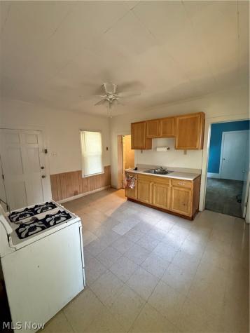 3437 E 69th Street Cleveland OH 44127