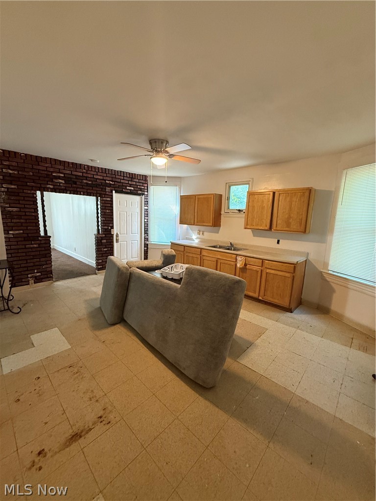 3437 E 69th Street Cleveland OH 44127