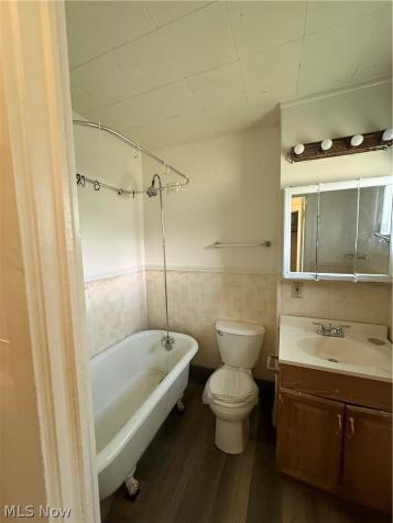3437 E 69th Street Cleveland OH 44127