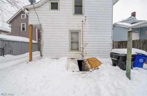 1161 Norwood Road Cleveland OH 44103