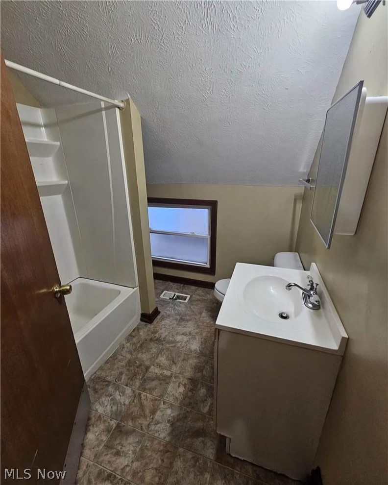 3315 Archwood Avenue Cleveland OH 44109