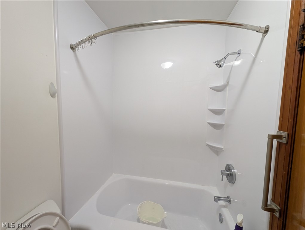 117 Monroe Street Port Clinton OH 43452