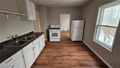 3904 W 37th Street Cleveland OH 44109