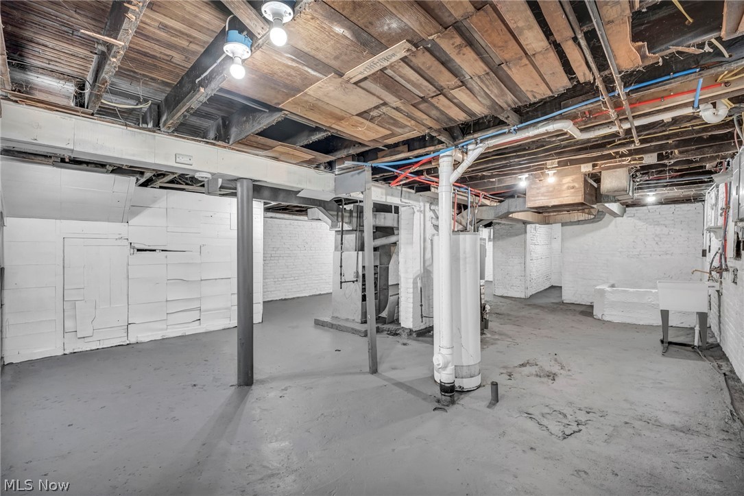 12205 Revere Avenue Cleveland OH 44105