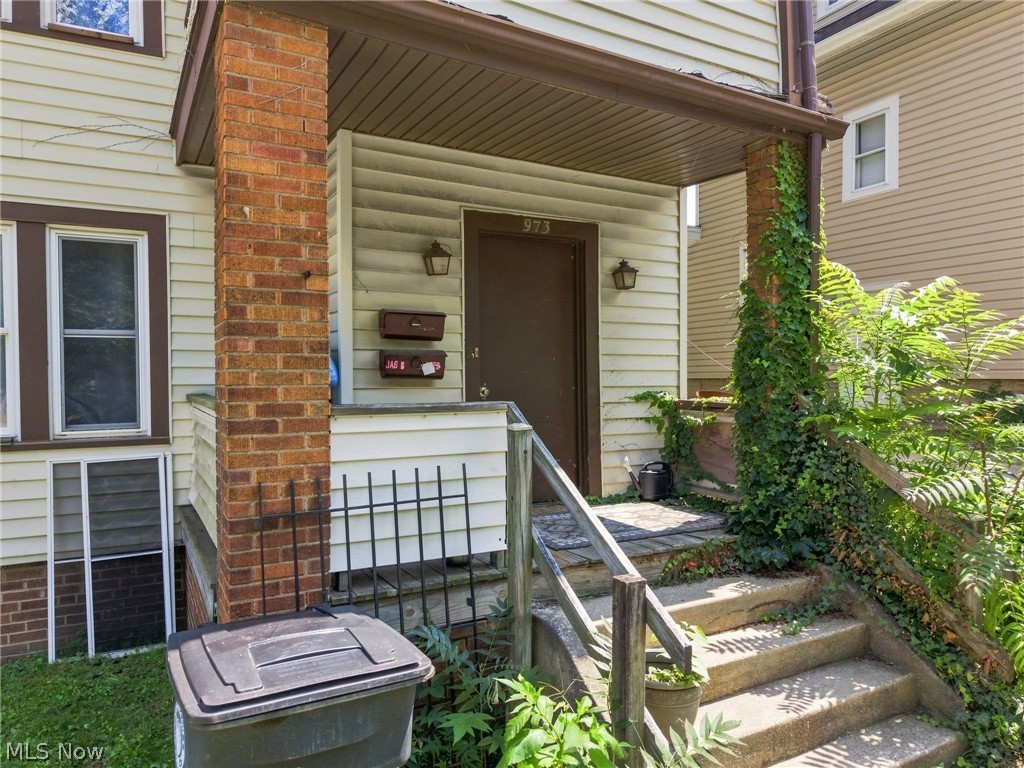 973 Berwin Street Akron OH 44310