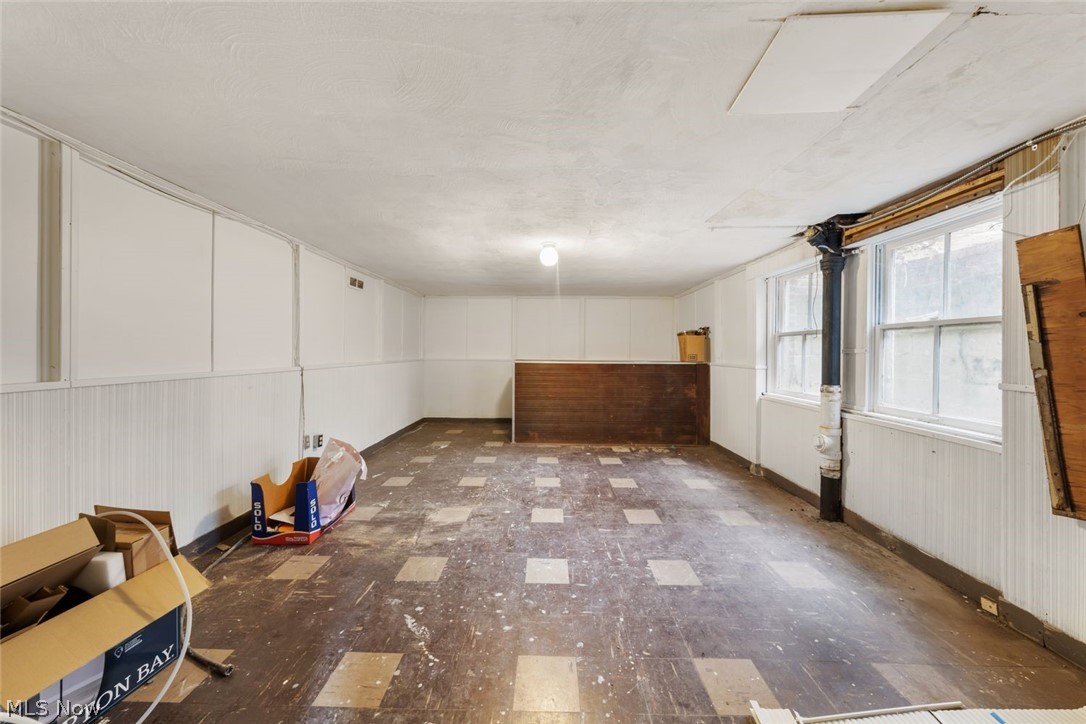 19208 Chagrin Shaker Heights OH 44122