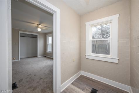 231 Windsor Street Akron OH 44306