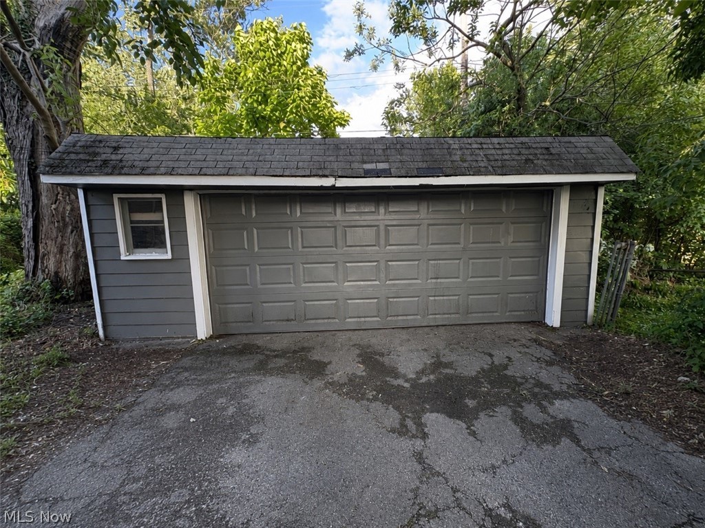 3333 E 146th Street Cleveland OH 44120
